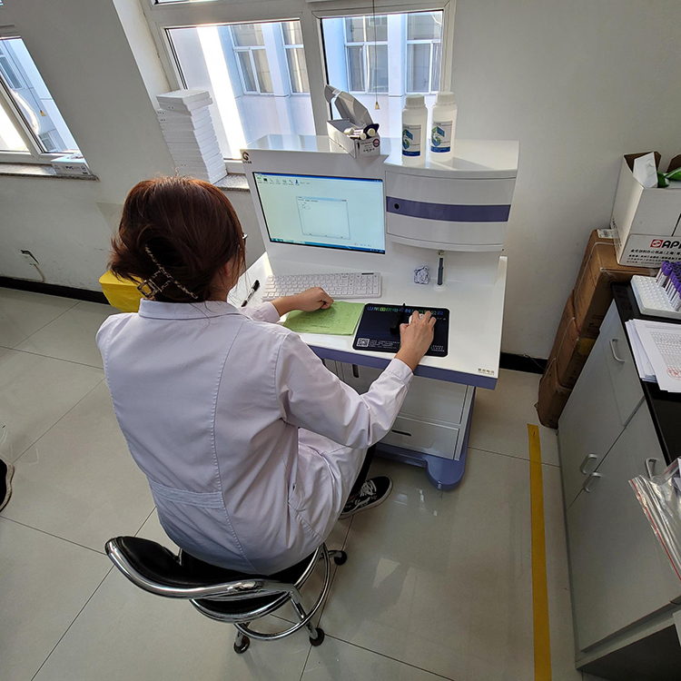 人体黄色茄子视频提示驼奶里的这种“微量元素”真的可以滋养身体吗？